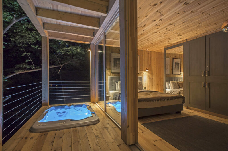 VitalSpa jakuzzi Noszvaj Treehouses Hotel