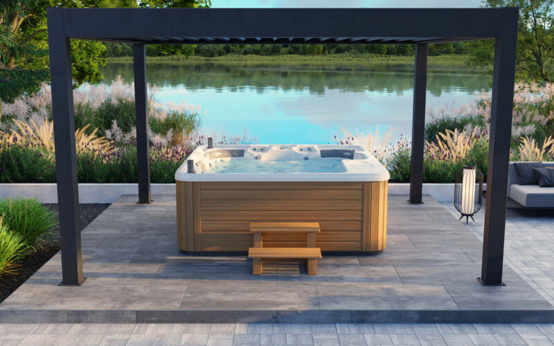 Balatonpart_Jakuzzi_teraszon