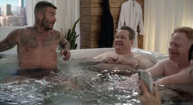 Modern család jakuzzi a sorozatból